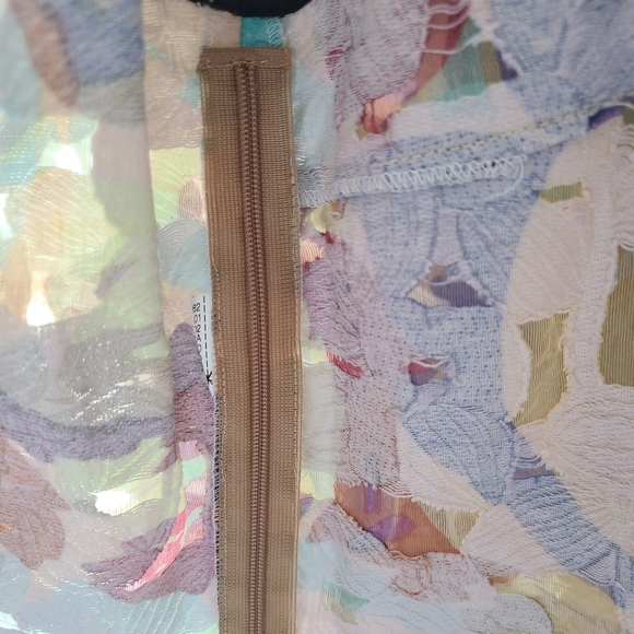 Zara Crop Top - Picture 5 of 5